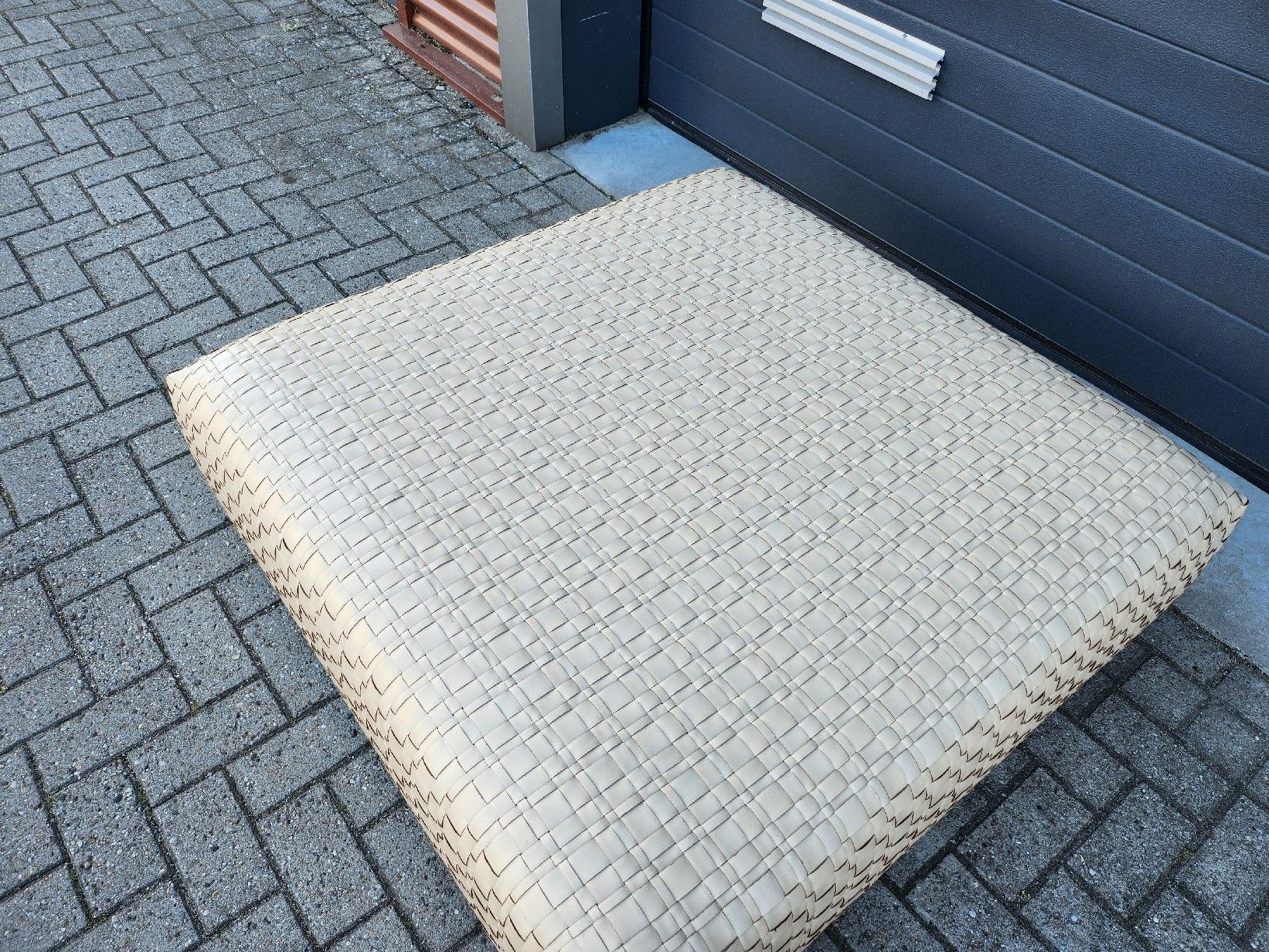 Flexform Divani: Flexform - Bangkok ottoman by Antonio Citterio – Usato da Gelderland venduto da HermsenDesign 1