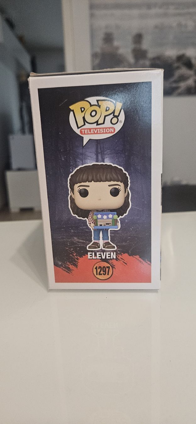 Funko Statuette: Funko Pop! Stranger Things - Eleven #1297 - – Nuovo (secondo la descrizione) da Lenzburg venduto da Sukiruza 3
