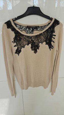 Pullover von Guess Gr. 36 Beige mit Schwarzer Spitze