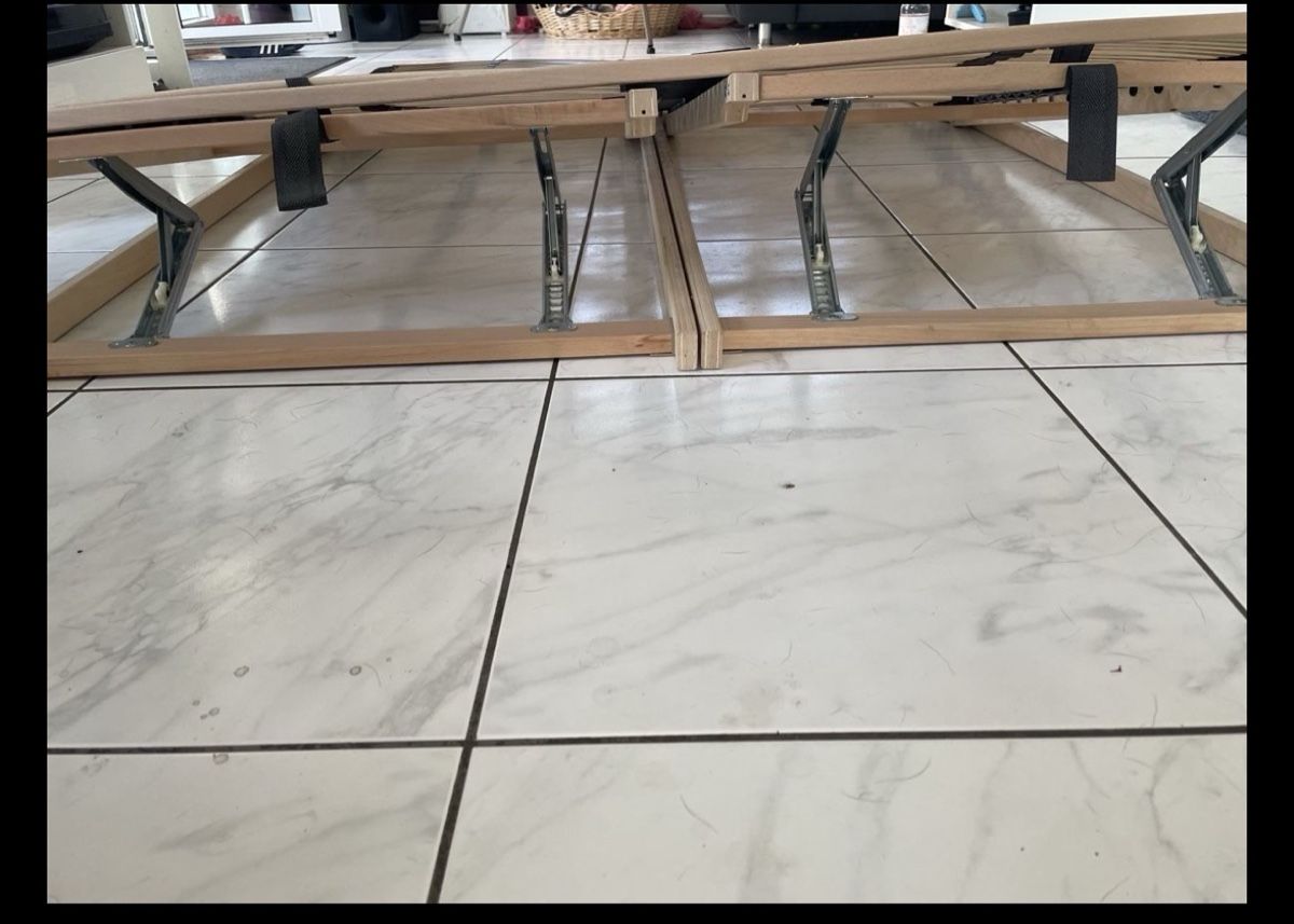 Lattenroste: LATTENROST HOCHWERTIG 140 x 200 oder 2 mal 70 x 200 – Gebraucht aus Biel/ Bienne von Ebonyzh 5