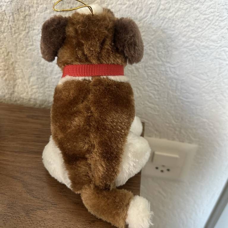 Spielzeuge: Peluche Saint-Bernard avec tonneau – Neu und originalverpackt aus La Chaux-de-fonds von ccjp 2
