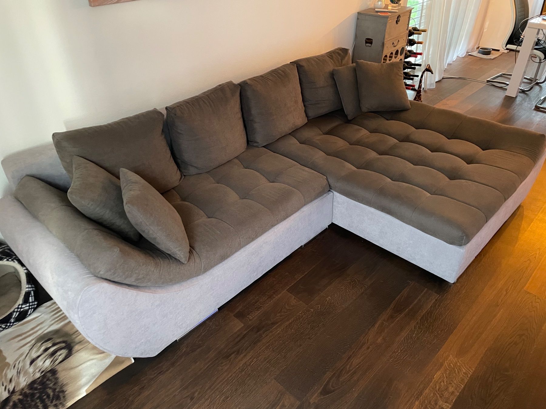 Mömax Divani: Ecksofa mit Bettfunktion, anthrazit/grau, neuwertig. – Usato da Nottwil venduto da Resu77 3