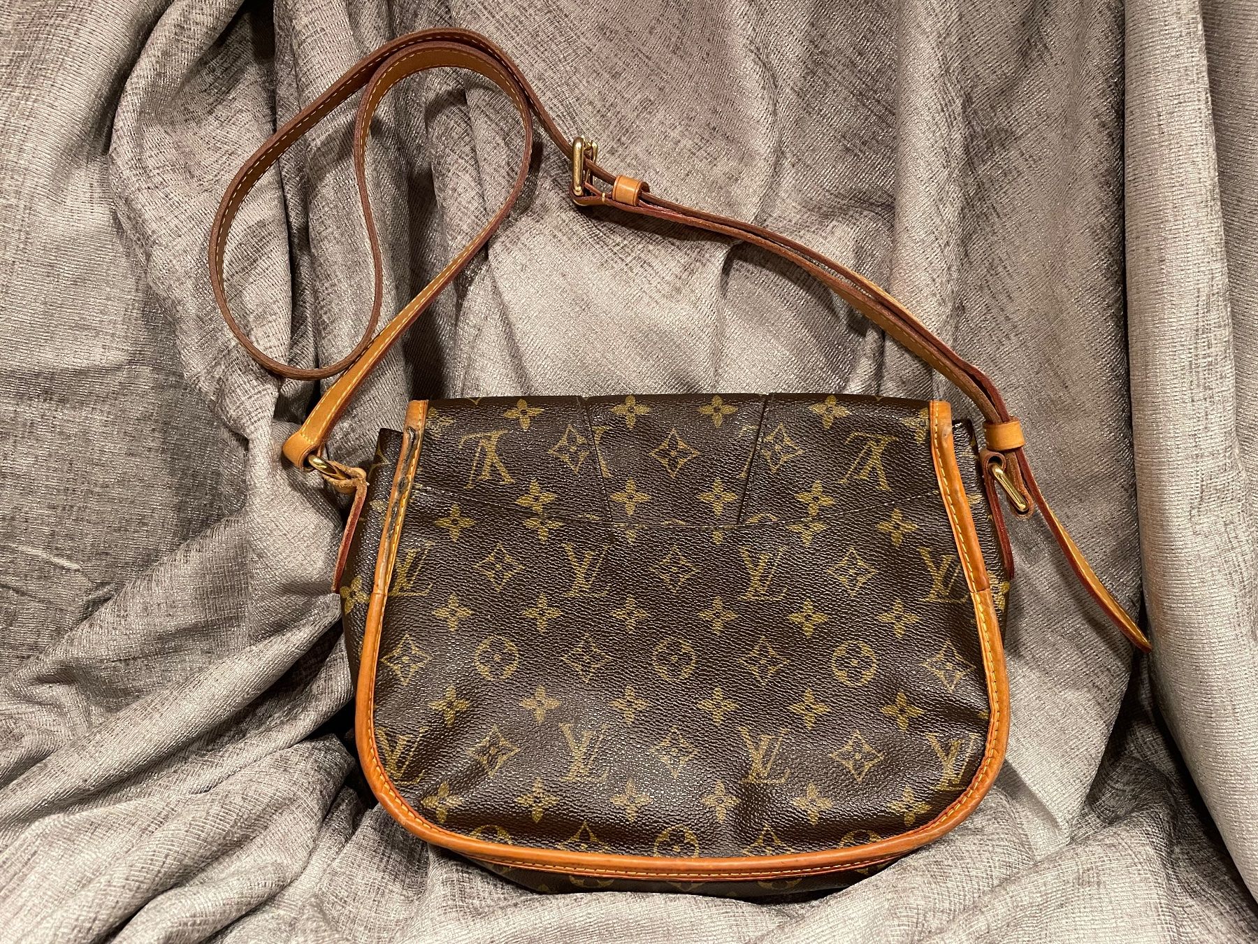 Louis Vuitton Taschen für Damen: ✨ Ab CHF 1.- 🍀 Louis Vuitton Pochette – Gebraucht aus Hittnau von  1