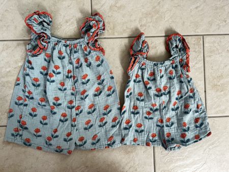 Sister matching jumpsuit suits size 2-3 years and 3-6 months