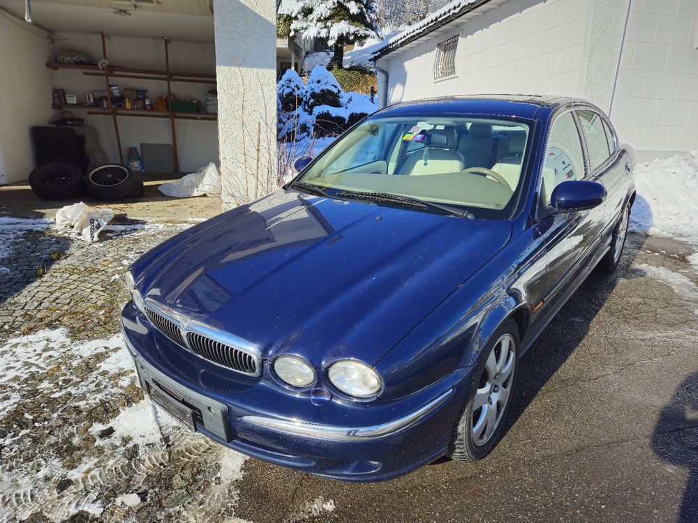 Jaguar X-Type