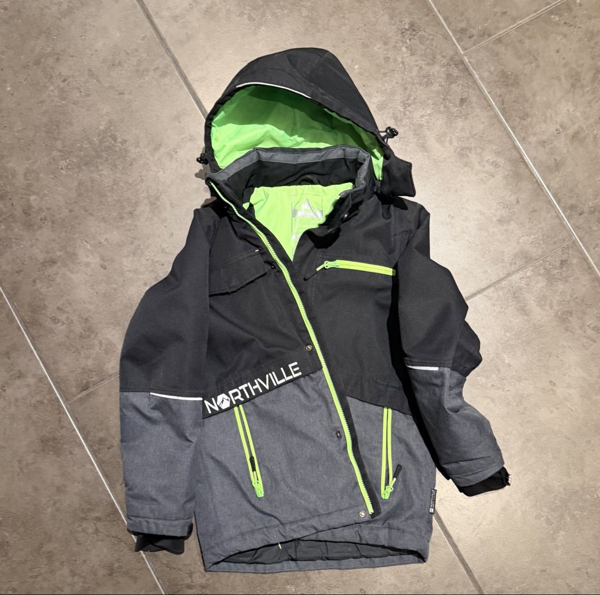 Giacche & Cappotti: Jacke Gr 146/152 – Usato da Gattikon venduto da Sunshine4.