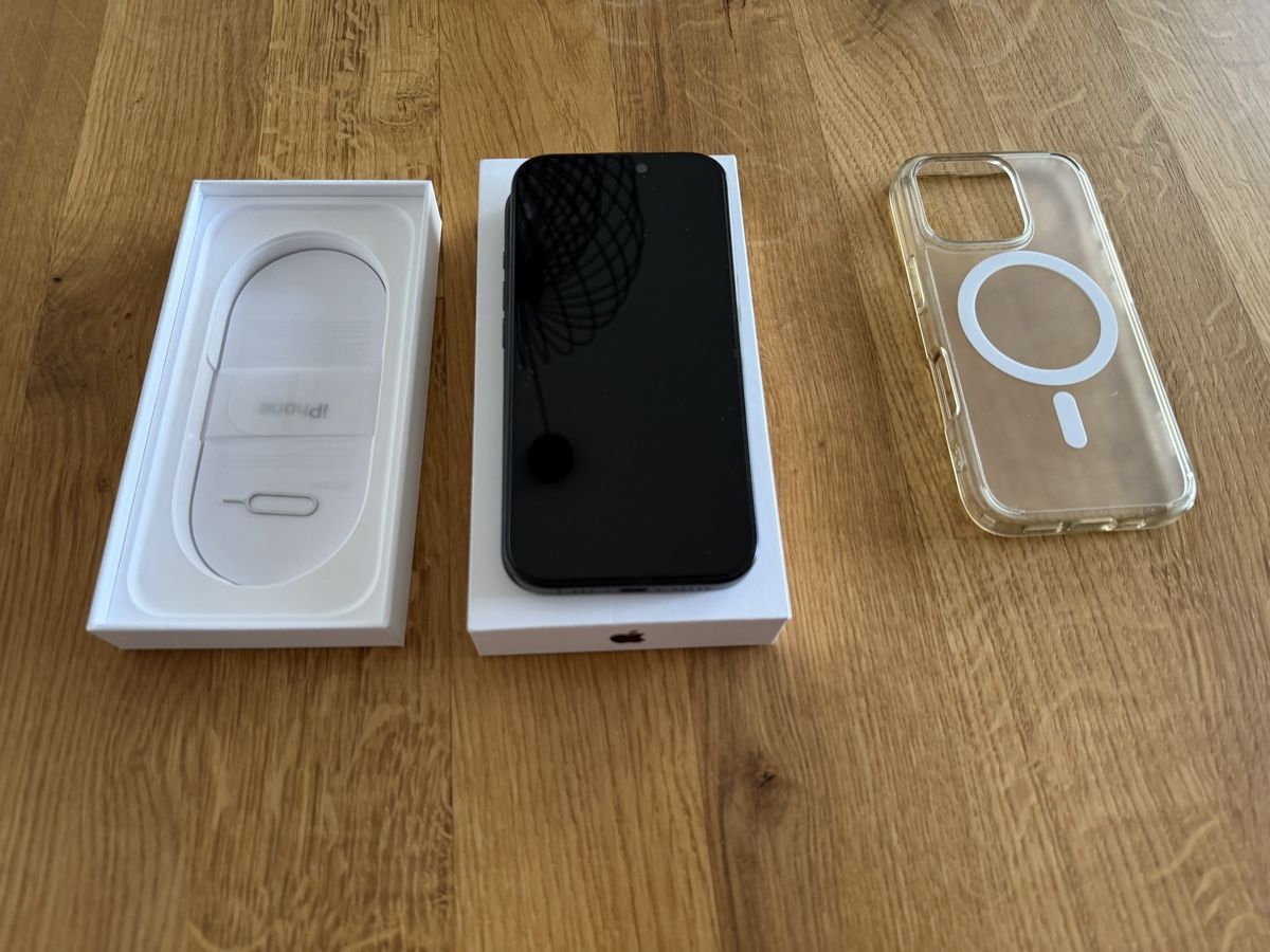 Apple Handys / Smartphones: Iphone 16 Pro - 128GB - PERFEKTER ZUSTAND – Gebraucht aus Recherswil von Noname1 1