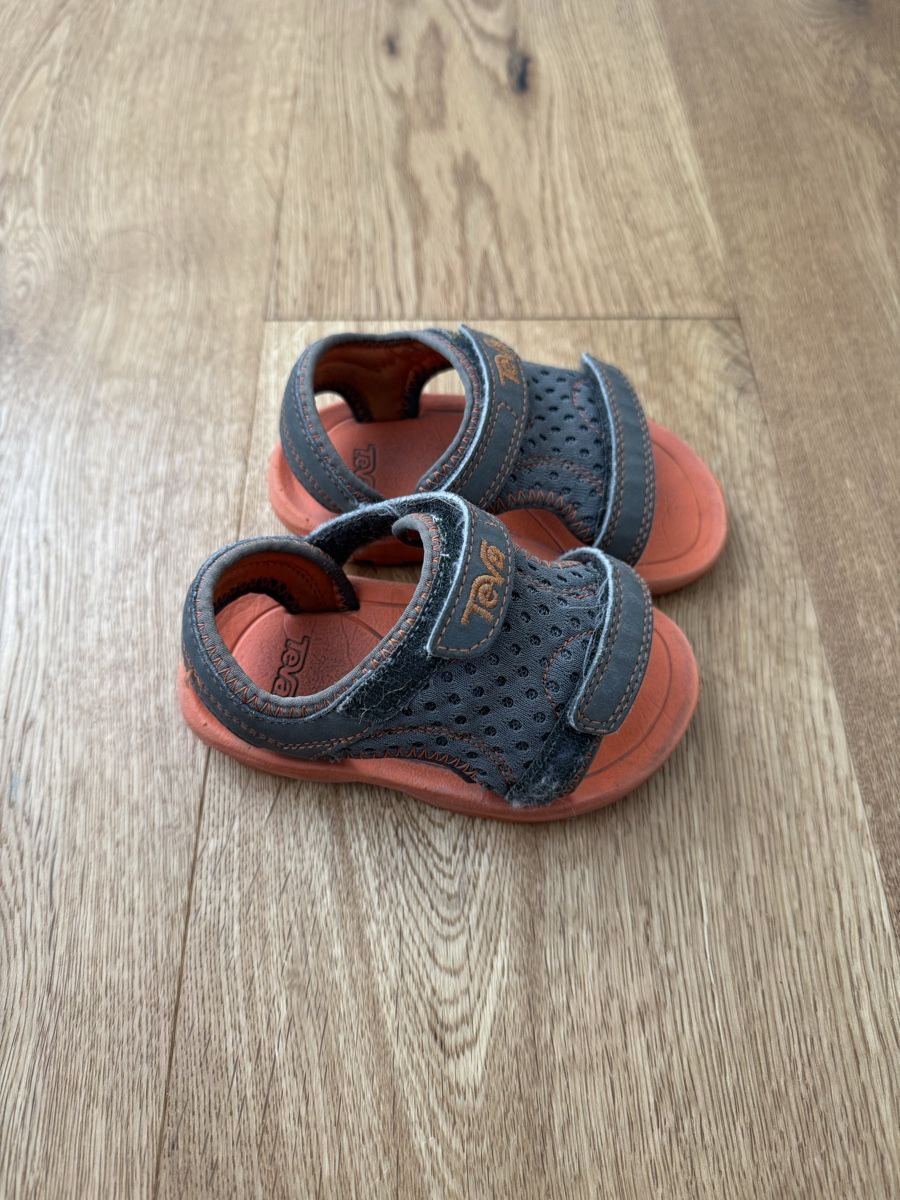 Teva Scarpe per ragazzi: Teva Kind - Psyclone XLT, Gr. 21 – Usato da Interlaken venduto da fbnscl