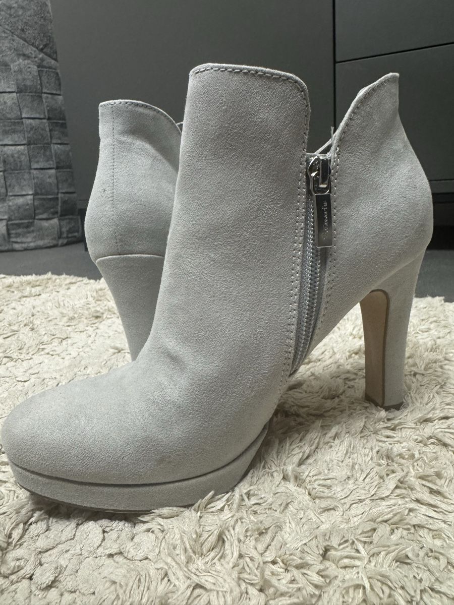 Tamaris Scarpe da donna: Stiefelten Gr.35 wie neu. – Nuovo (secondo la descrizione) da Zürich venduto da Ekaterinek 2