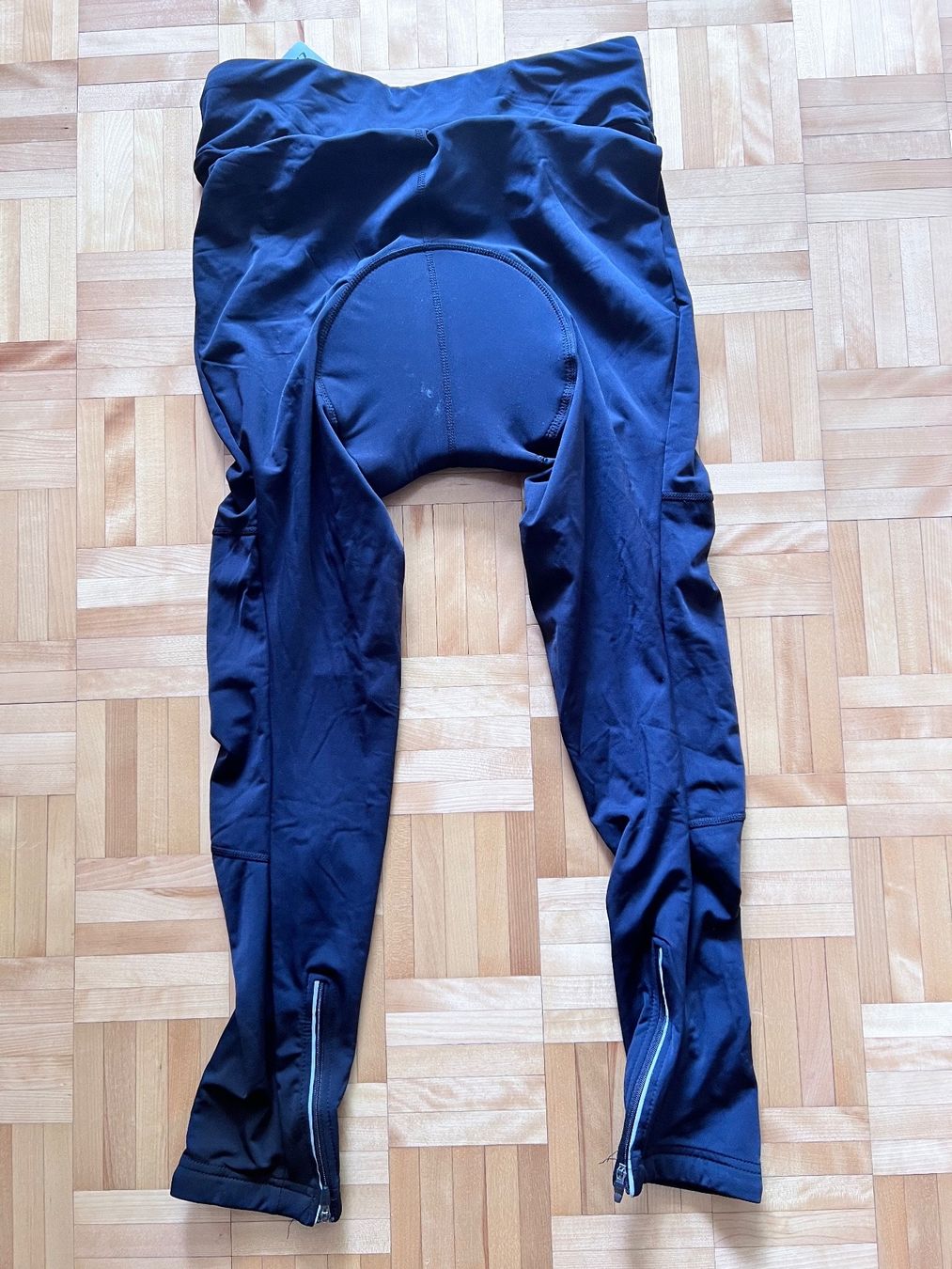 Hosen: Ganz neue Velo Hose Nr. 40 – Neu und originalverpackt aus Schaffhausen von Shiva_70 1