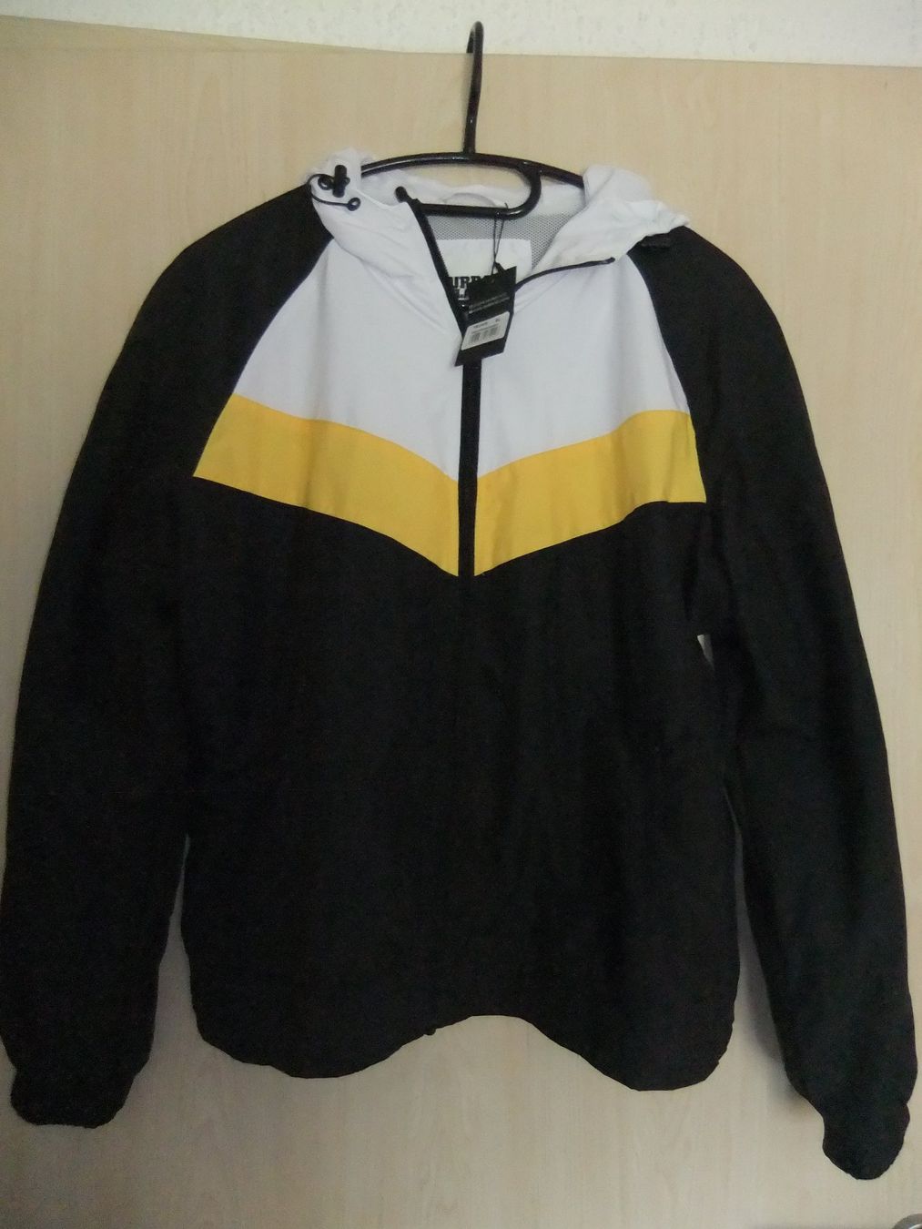 Urban Outfitters Giacche: Urban Classics Windbreaker Gr. L – Nuovo (secondo la descrizione) da Schleitheim venduto da cabrio58