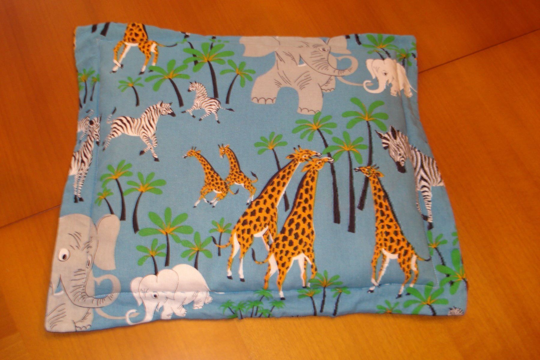 Coussins: Coussin: animaux de la savane – Neuf avec emballage d'origine à Biel/Bienne par milamila02