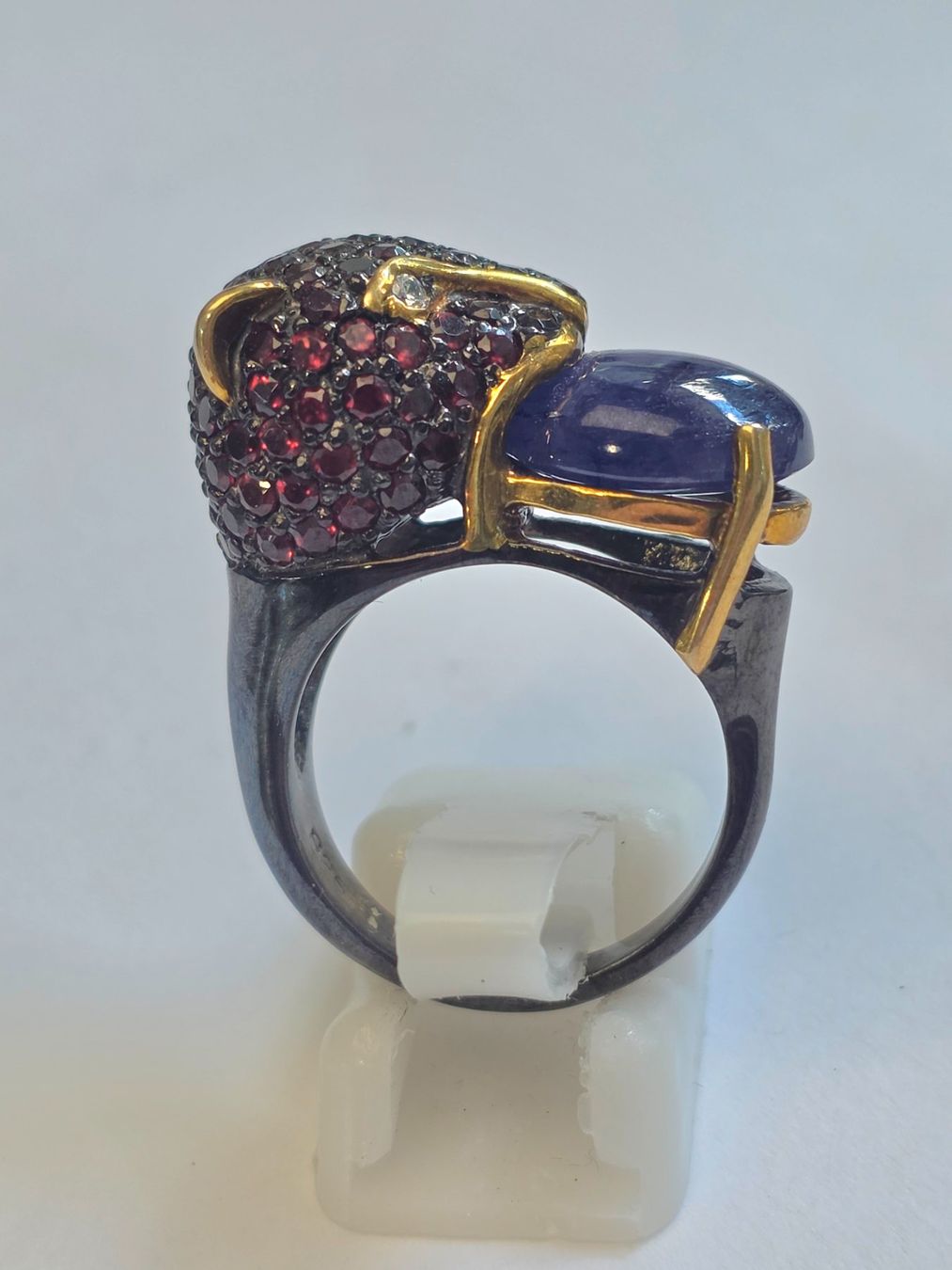 Anelli: Ring Panther Design mit Saphir und Granat Grösse 57 – Nuovo (secondo la descrizione) da Zürich venduto da adriben 4