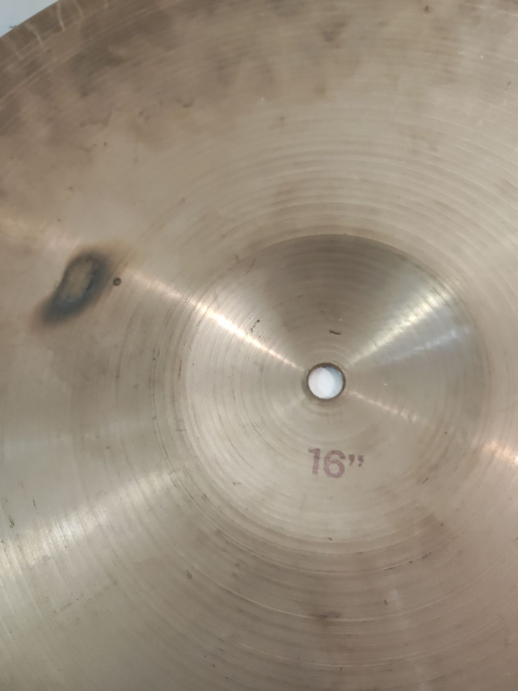 Strumenti musicali: Becken, Durchmesser 41cm, Devo (nov646) – Difettoso da Künten venduto da Schnaepplihuus 5