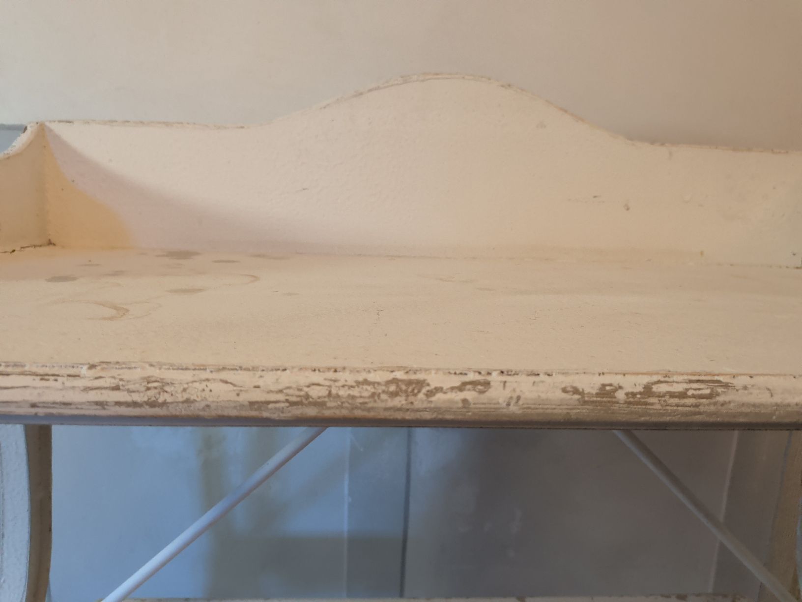Tische: Shabby Chic Pflanztisch für drinnen oder draussen  – Gebraucht aus Dietfurt von Subforce1853 9