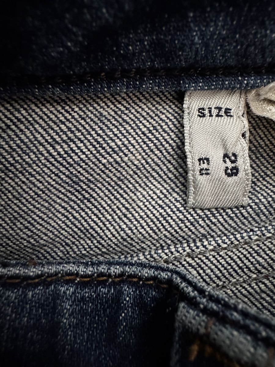 Armani Jeans: Original Armani Jeans: Classic Blue Denim, Size 29 – Nuovo (secondo la descrizione) da Wallisellen venduto da Corinne.- 3