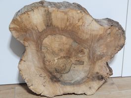 Nussbaum-Stammscheibe 60×60×12 cm Baumnuss Hirnholzscheibe