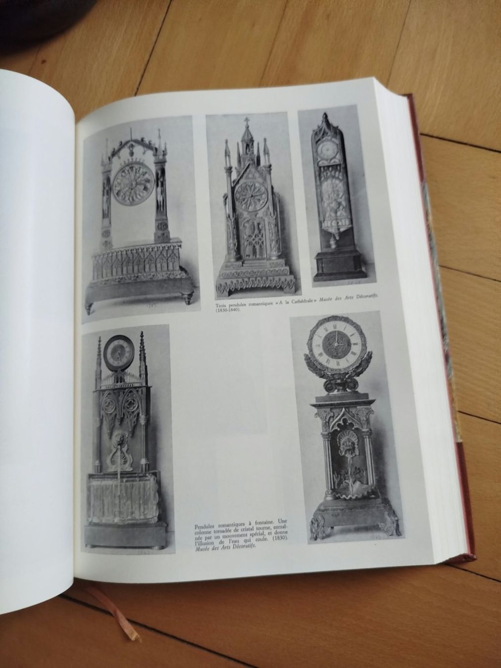 Bücher: Livre Pendule Française – Gebraucht aus La Chaux-de-Fonds von Emmaus2300CDF 5