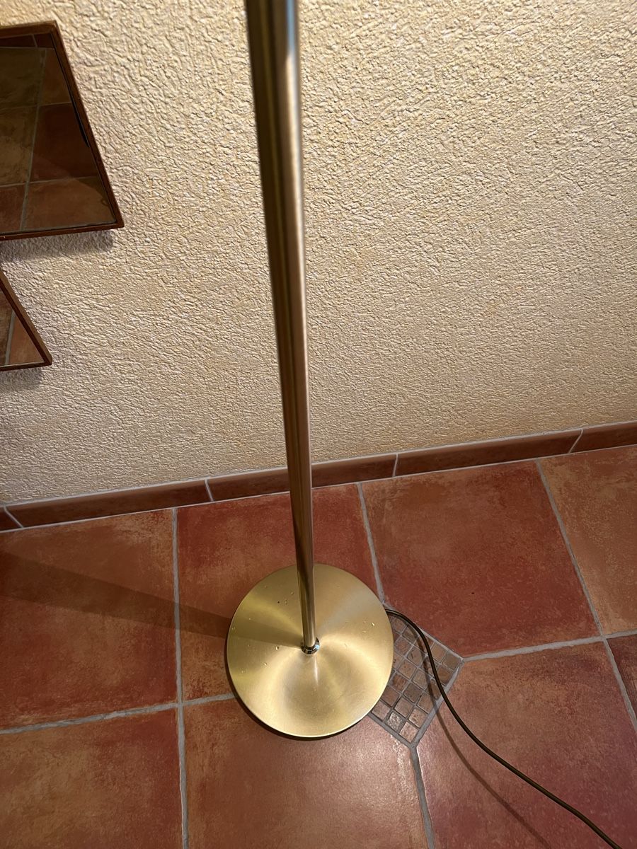Lampade: Elegante Stehlampe – Usato da Rüti ZH venduto da Walti0 3