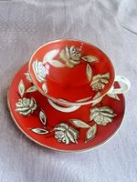 Vintage Sammeltasse, rot mit Golddekor, wunderschön!