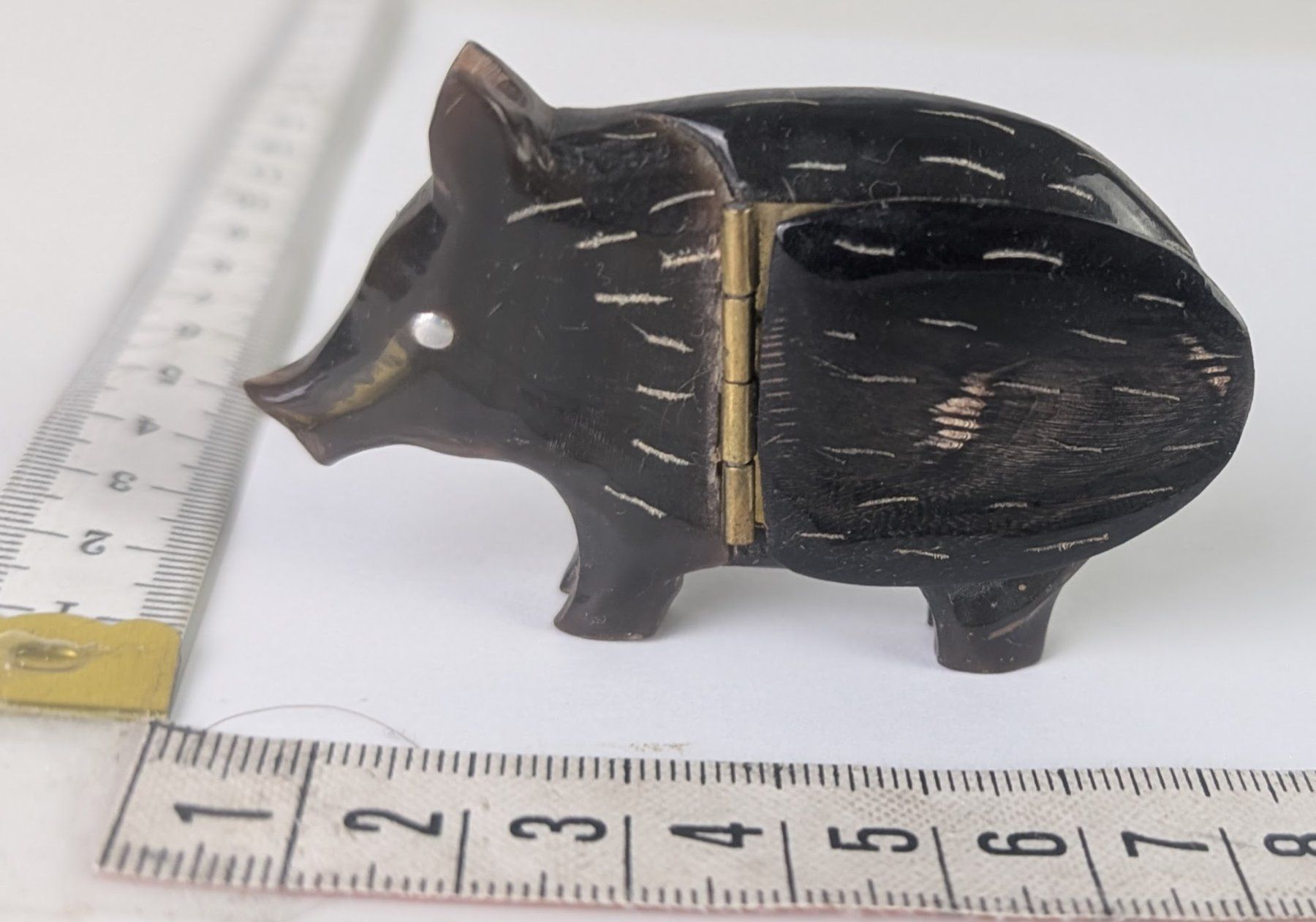 Portagioie: Dekorative Schmuckschatulle in Form eines Wildschweins – Usato da Zürich venduto da 1.Simon 2