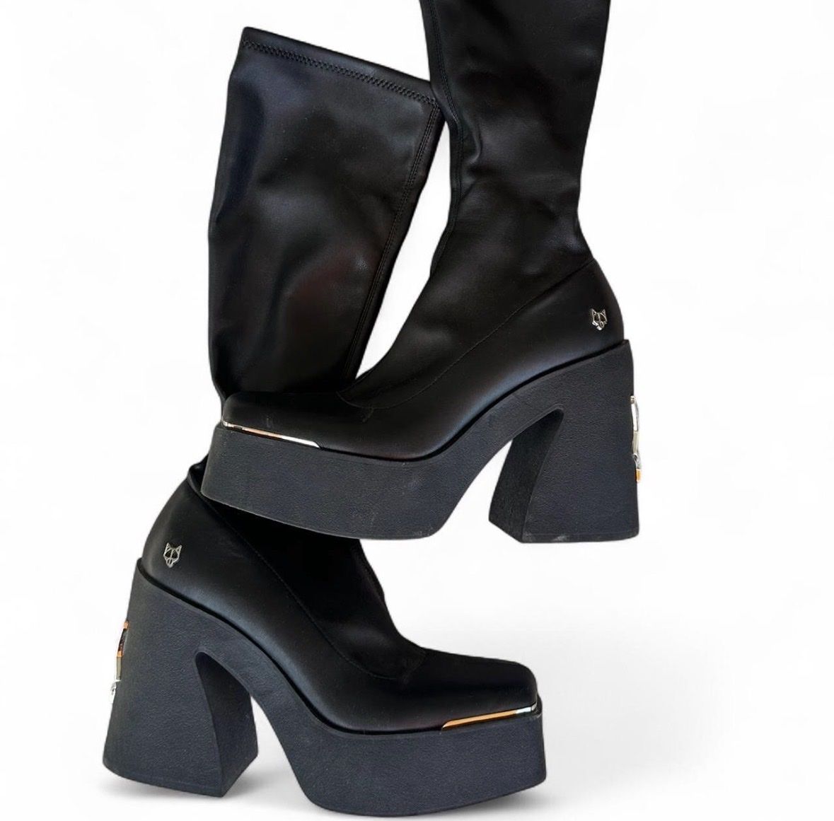 Damenschuhe: NAKED WOLFE PLATFORM BOOTS – Gebraucht aus Heimberg von ace_t2kb 1