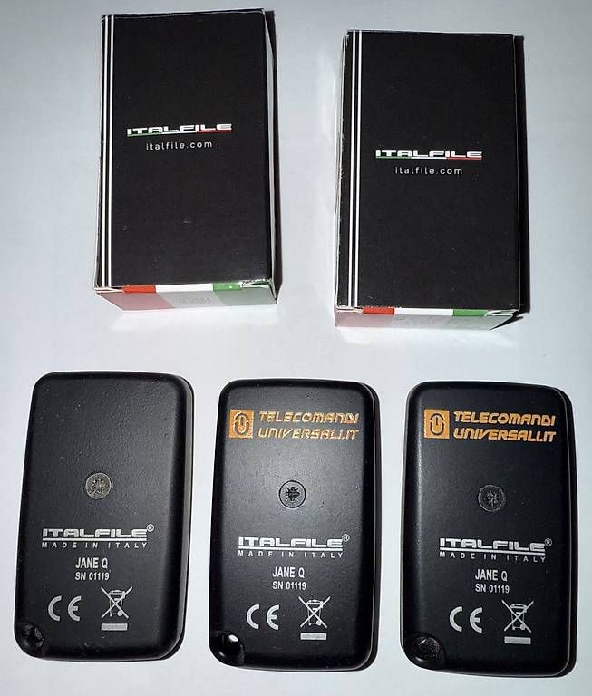 Télécommandes: 3 NEUE JANE Handsender Frequenz 26.995 MHz – D'occasion à Brugg AG par dom_b2bg 1