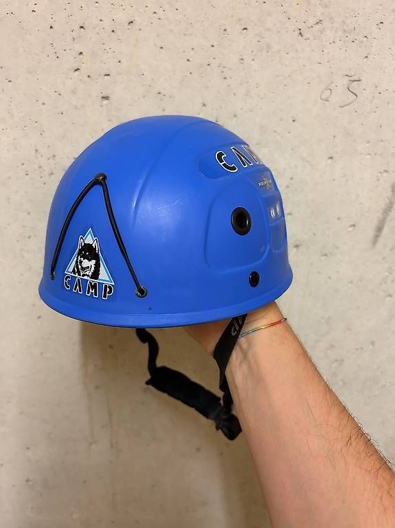 Pareti & prese d'arrampicata: Kit complet via ferrata – Usato da Geneve venduto da Jlinares 1