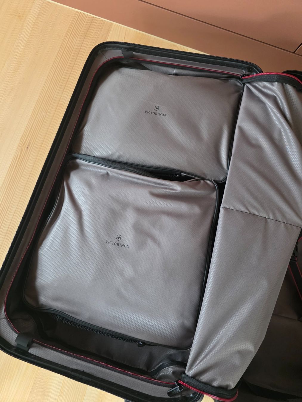 Victorinox Valigie: Victorinox Spectra 3.0 Trunk Large Case – Nuovo (secondo la descrizione) da Gerzensee venduto da j0k3r 5