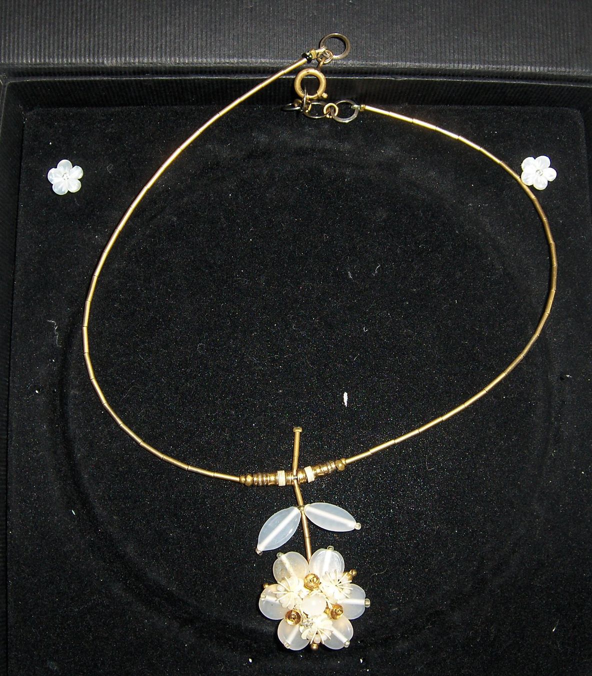 Langani Catenine: Langani Kette Blume Vintage – Usato da Dübendorf venduto da alracfo 1