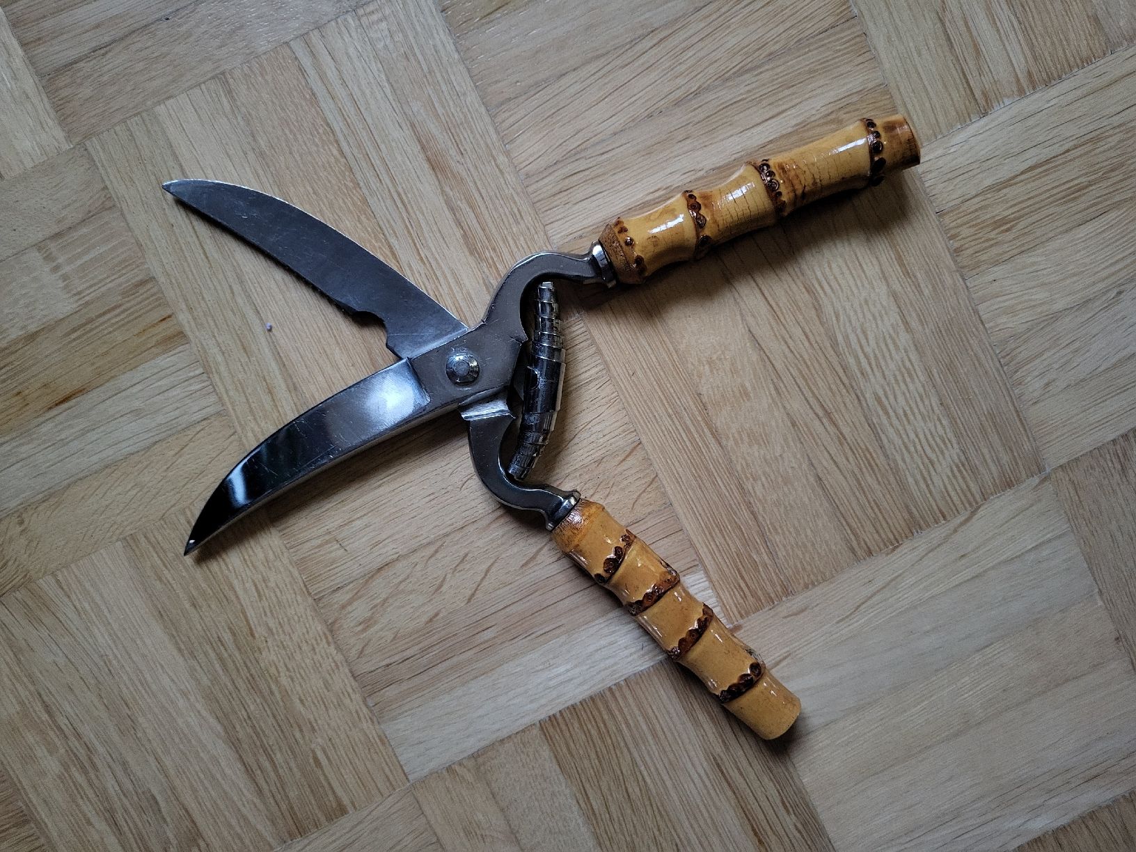 Küchenmesser: Geflügelschere mit Bambusgriffen – Gebraucht aus stäfa von brandy66 1