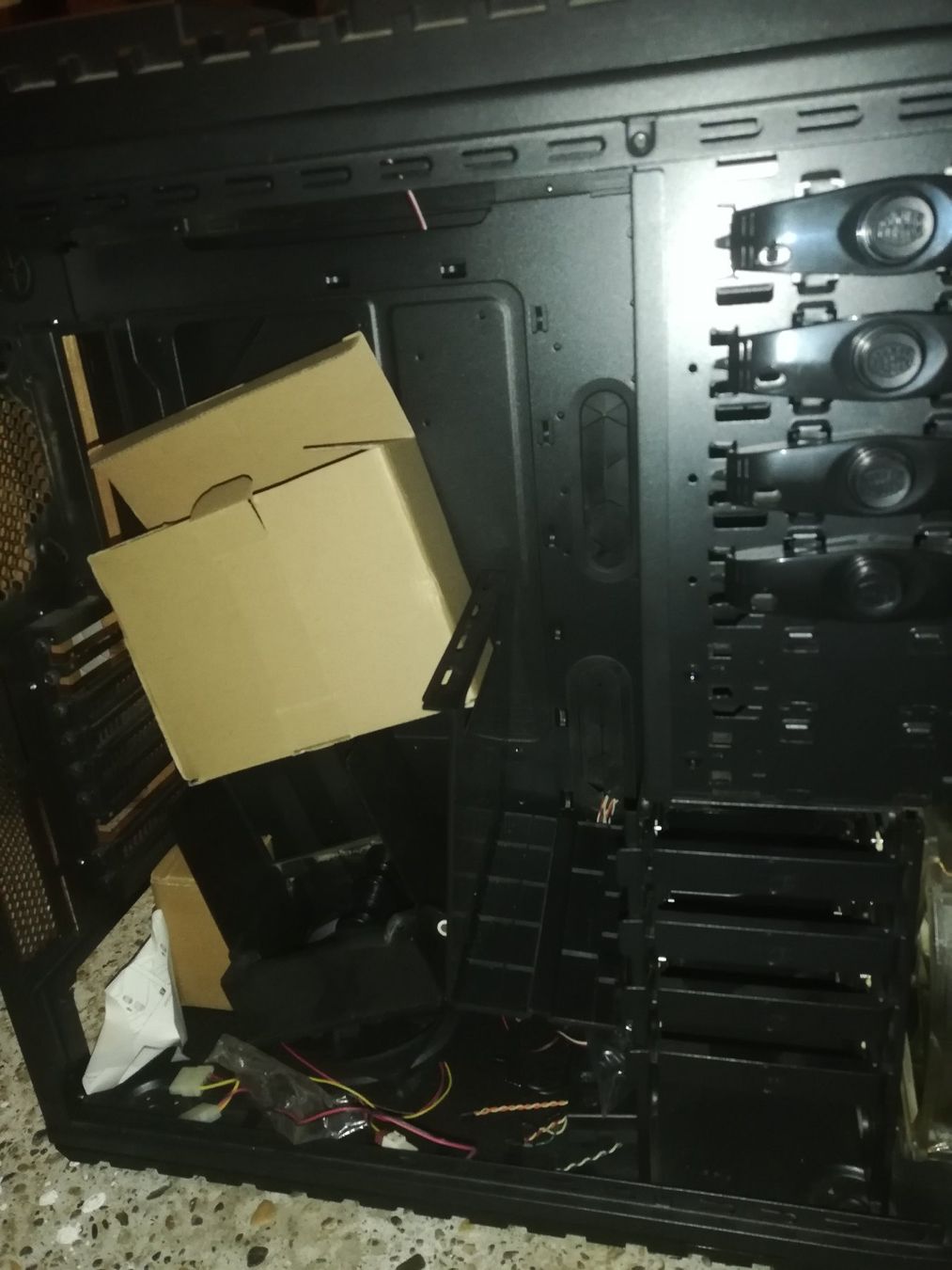 Boîtiers: Cooler Master HAF X – D'occasion à Biel/Bienne par Mseirco 2