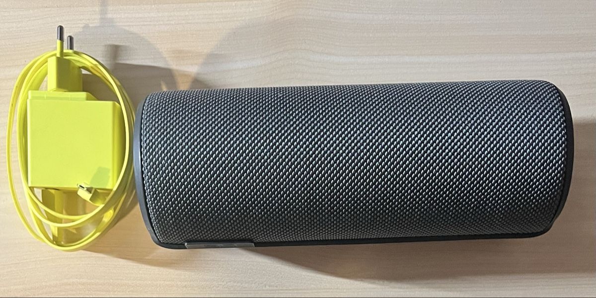 Ultimate Ears Haut-parleurs: Megaboom  – D'occasion à Grandevent par David28313 3