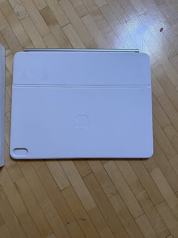 Tastaturen: original Apple iPad Magic Keyboard 13" Model A3340 – Gebraucht aus Scherzingen von polini42 2
