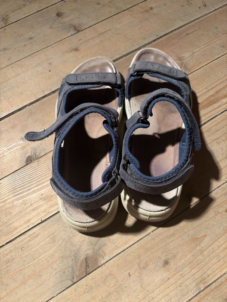 Scarpe da donna: Bequeme Sommersandalen: Grösse 41 – Usato da Opfershofen TG venduto da dan_nxk8 1