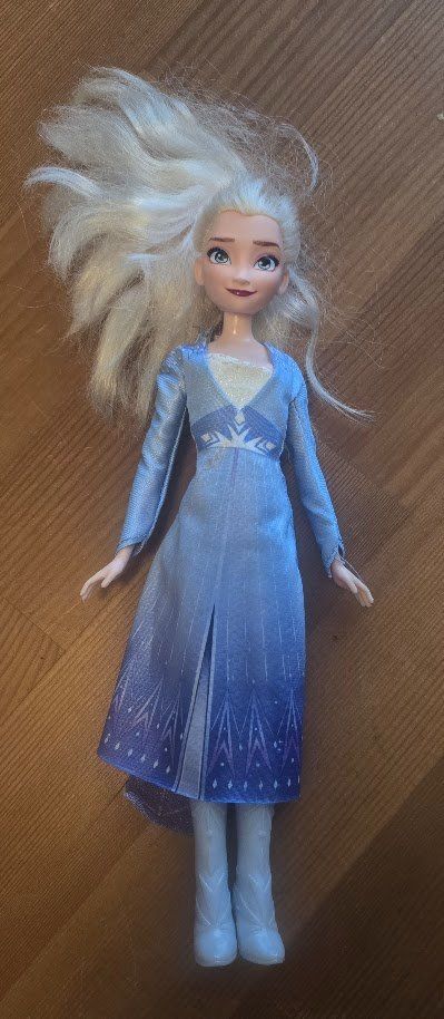 Disney Bambole: Elsa die Eiskönigin - Puppe – Usato da Meggen venduto da Scollection