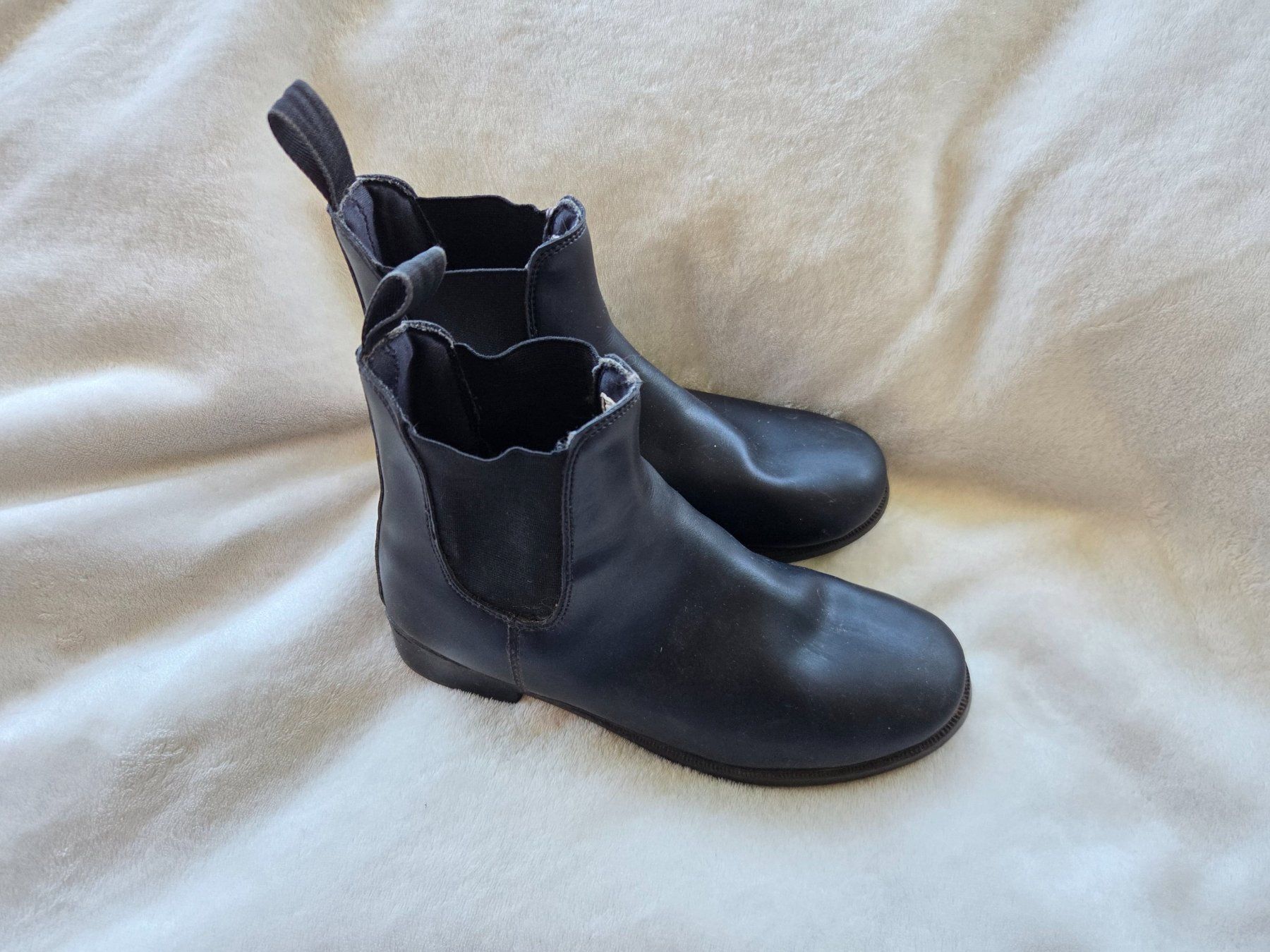 Scarpe da uomo: Bottines d'équitation caoutchouc noir EU 37 – Usato da Gland venduto da Vee_0