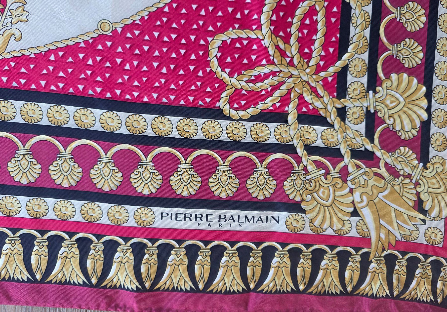Balmain Foulard & Sciarpe: Original Pierre Balmain Seidenfoulard – Usato da Feldis/Veulden venduto da hoppelhaas 1
