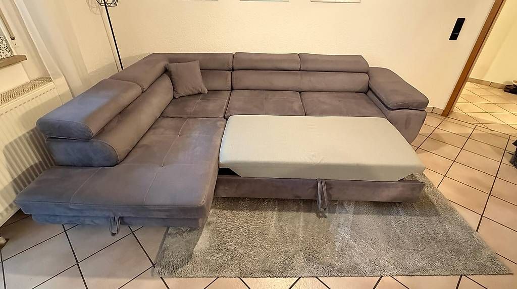 Divani: Ecksofa grau mit Schlaffunktion & Stauraum – Usato da Lengnau AG venduto da joh_hbz6 1