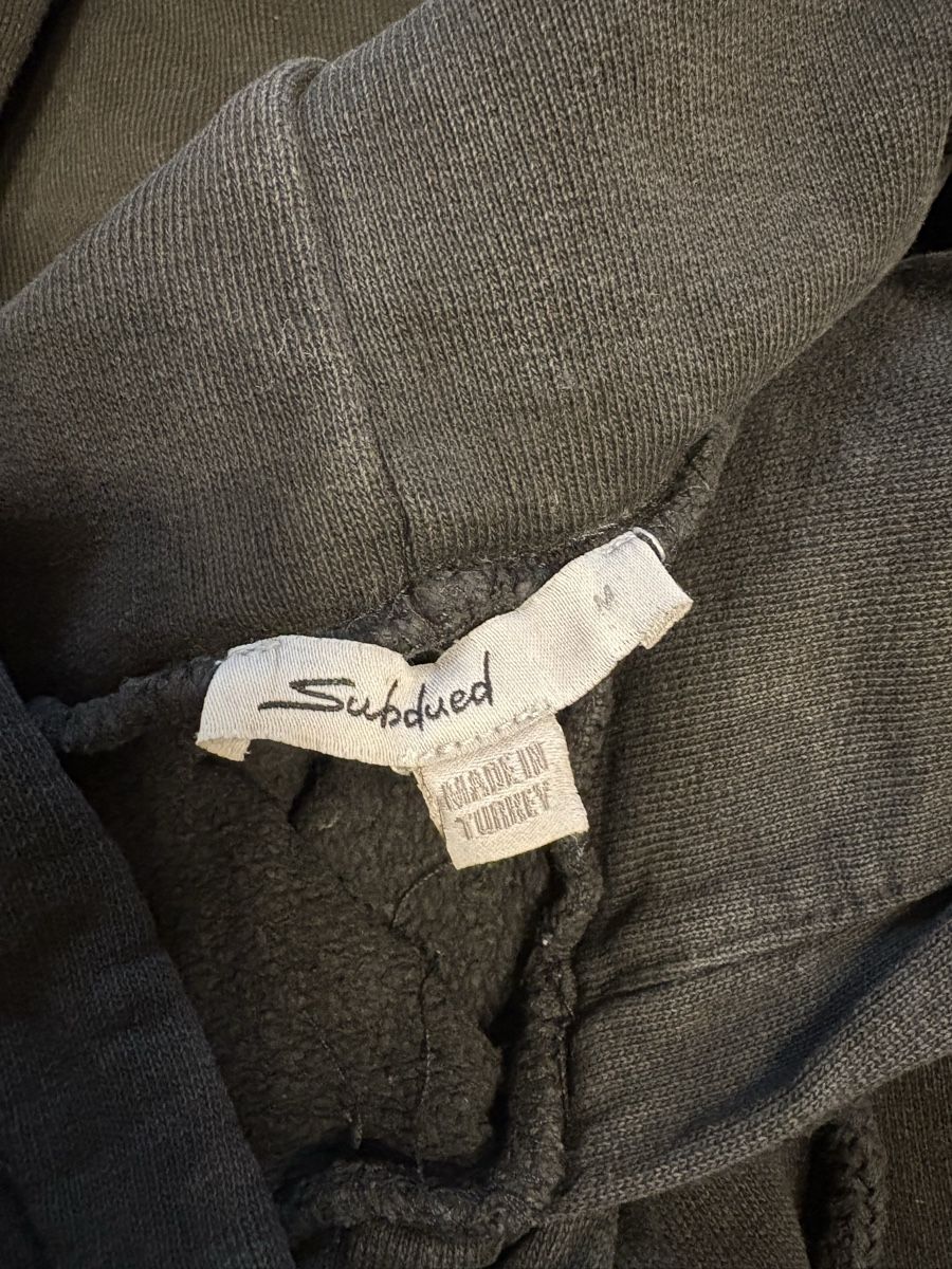 Maglioni & Felpe: Subdued Hoodie – Usato da Würenlos venduto da anx.ne 2