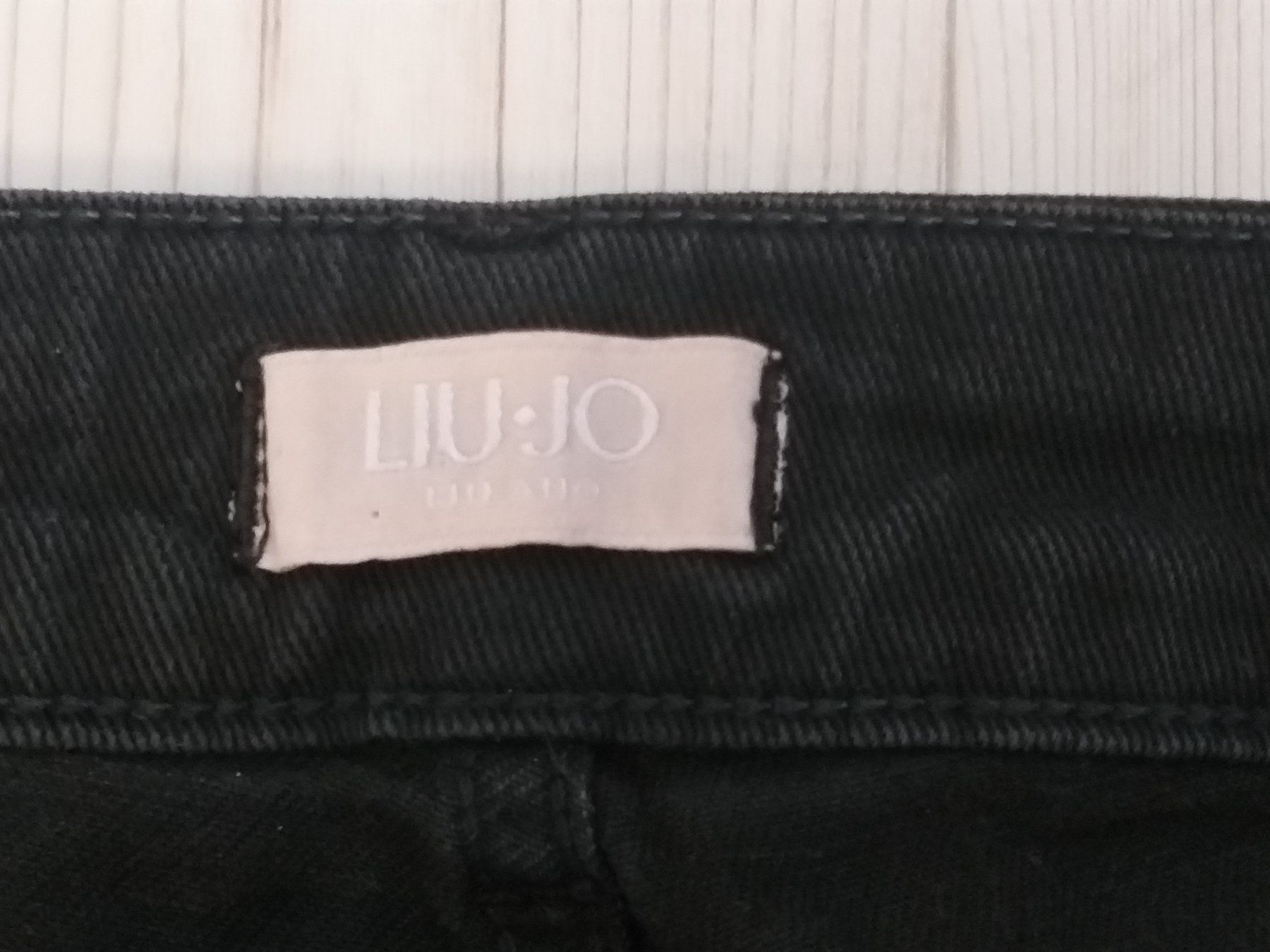 Liu Jo Jeans: LIU JO  Jeans   Taille / Grosse W 31... – Usato da Cossonay-ville venduto da Super-Price-Quality 3