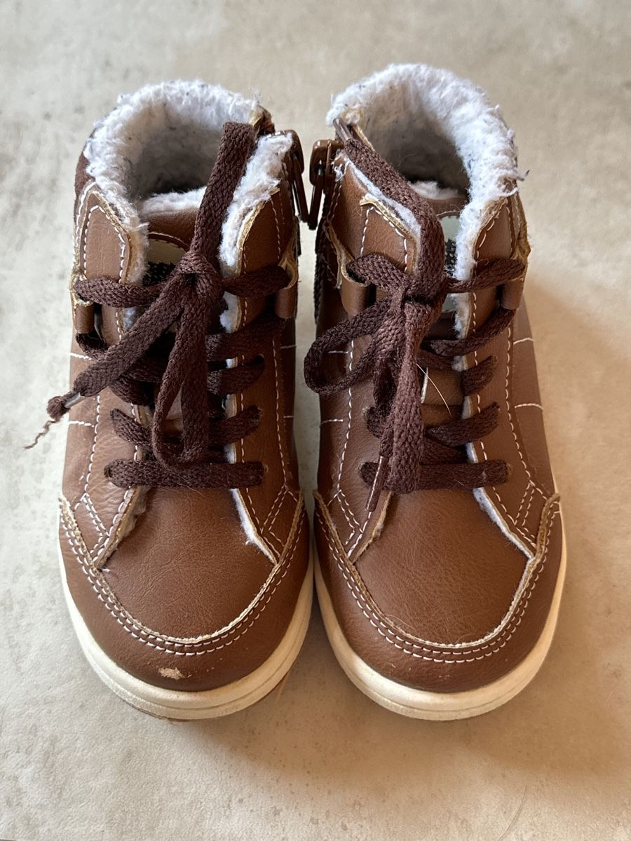 Scarpe per ragazzi: Schuhe Grösse 22 – Usato da Unterwasser venduto da eka_9dvq