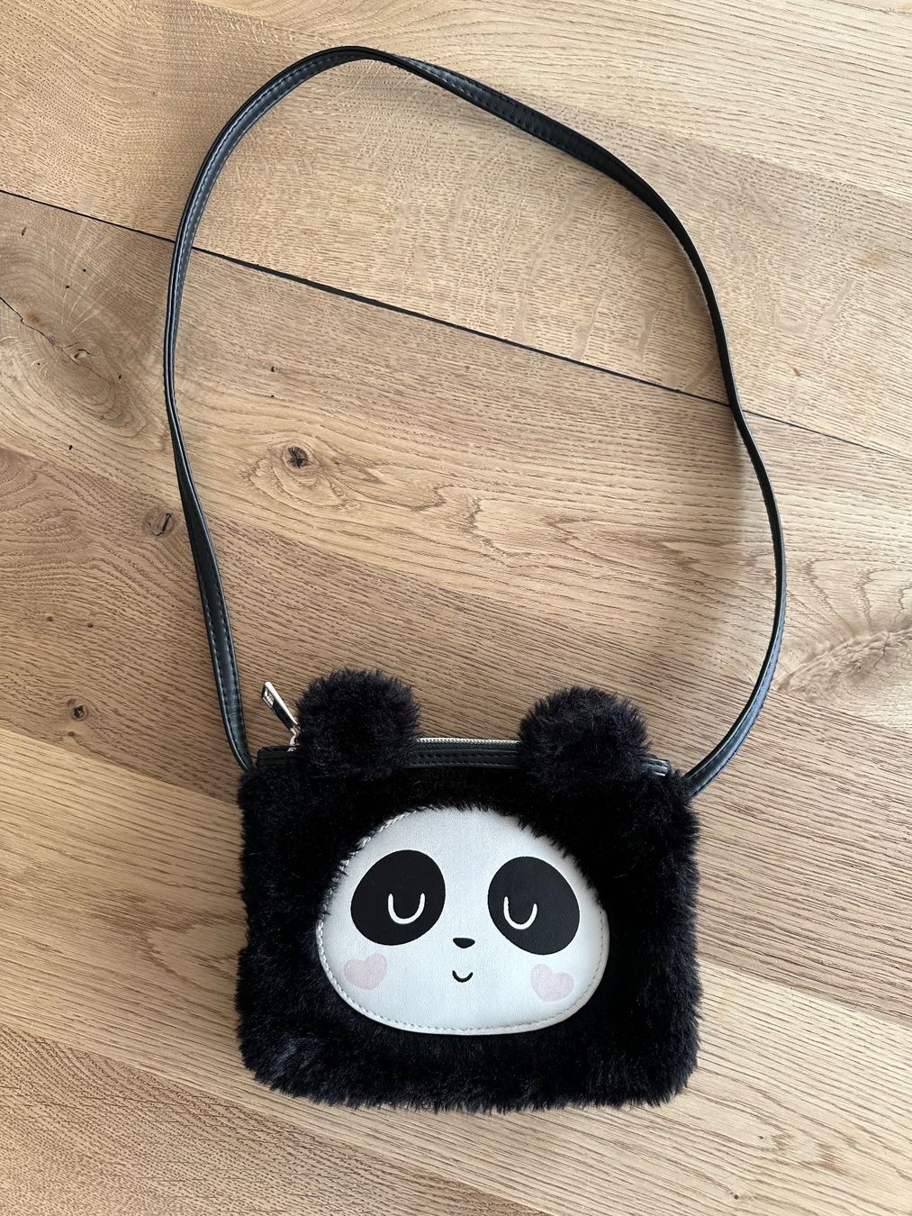 Borse & Zaini: 2 Wunderschöne Mädchen Handtaschen. Panda und Kirsche – Usato da Willisau venduto da mattu02 1