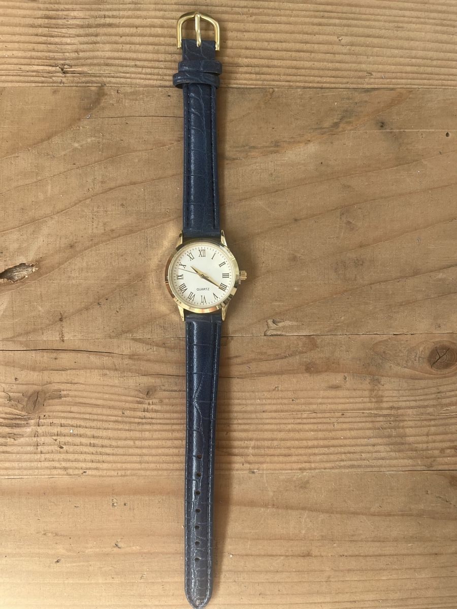 Montres: Neue Quartz Uhr – Neuf avec emballage d'origine à Hindelbank par mal_dm9k