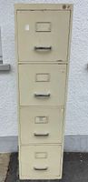 Titel: Vintage Metall-Aktenschrank / 4 Schubladen