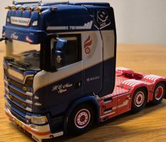 Scania S 730 H.O. Nexo LKW Modell neuwertig