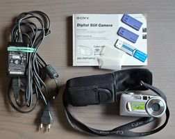 Appareil Photo Vintage Sony Cyber-shot DSC-P10 (5.0 MP)