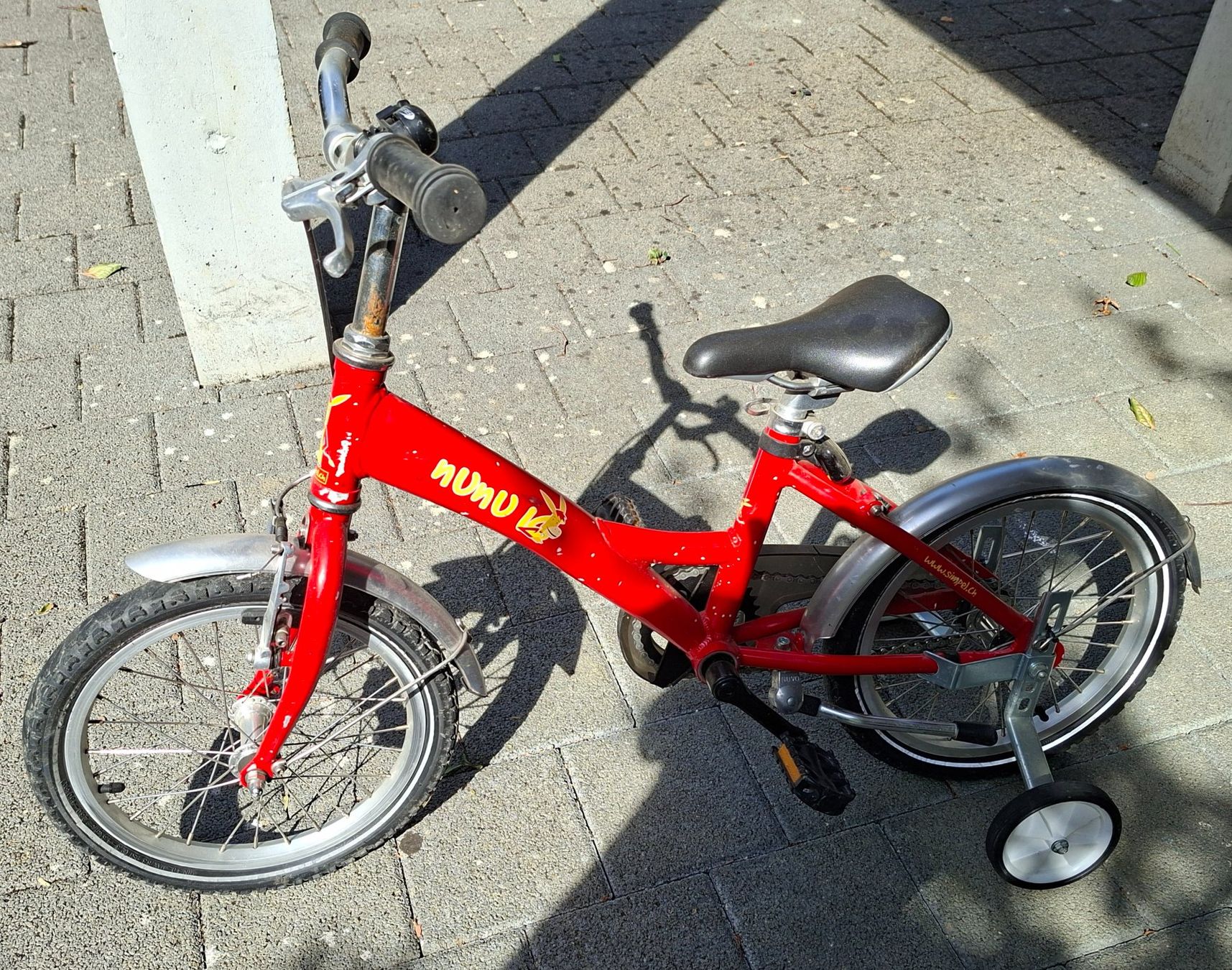 Biciclette: Kindervelo, 4-Rad / Kinderfahrrad – Usato da Niederweningen venduto da -SecondHand- 2