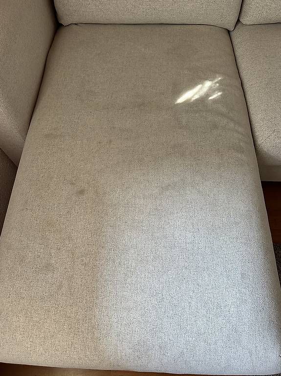 Sofas: 3er Bettsofa mit Réclamiere  – D'occasion à Urswil par Mari-Jane 2