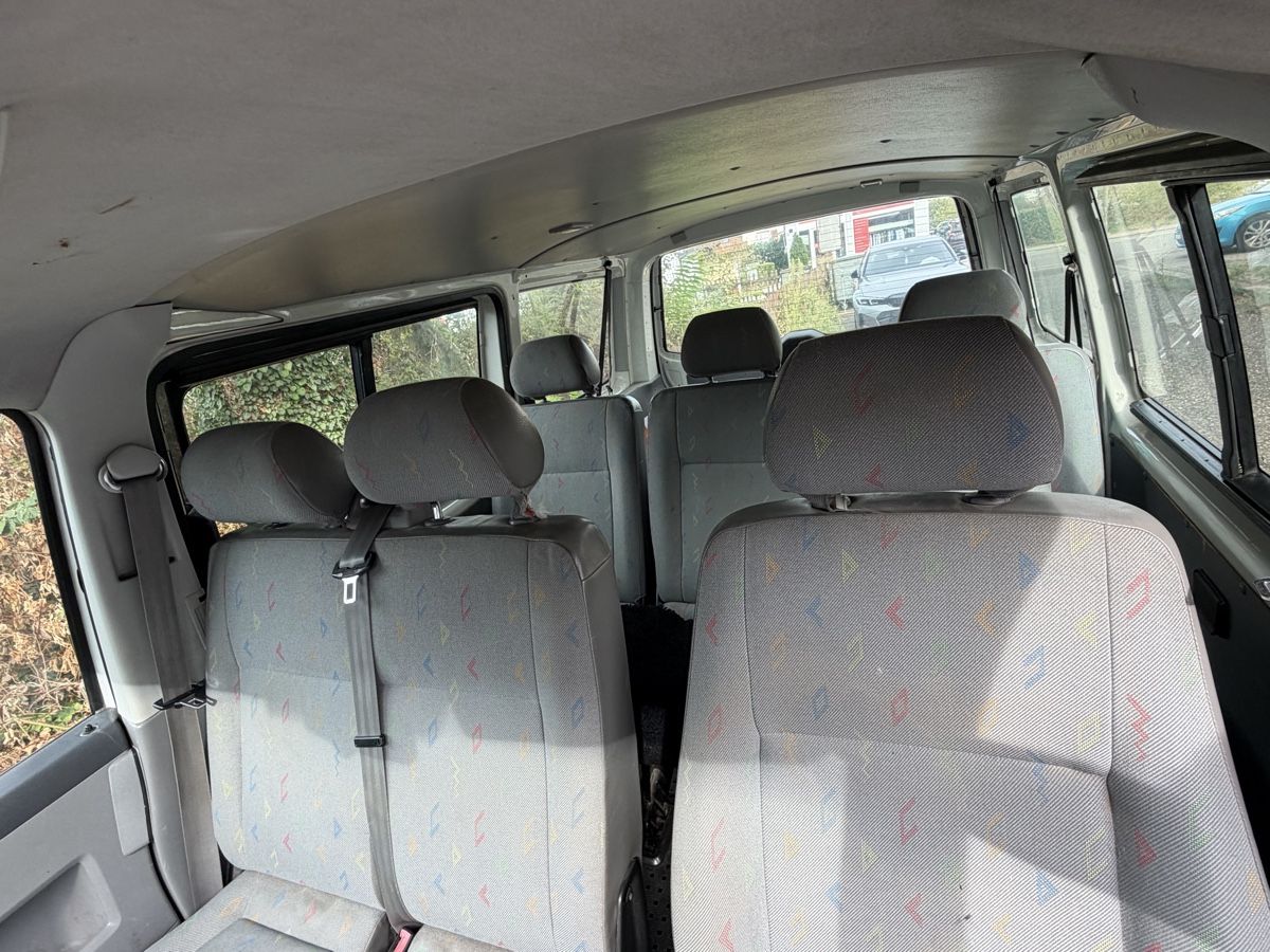 VW Automobili: VW Transporter T5 used condition – Usato da Liestal venduto da ogn_bv52 4